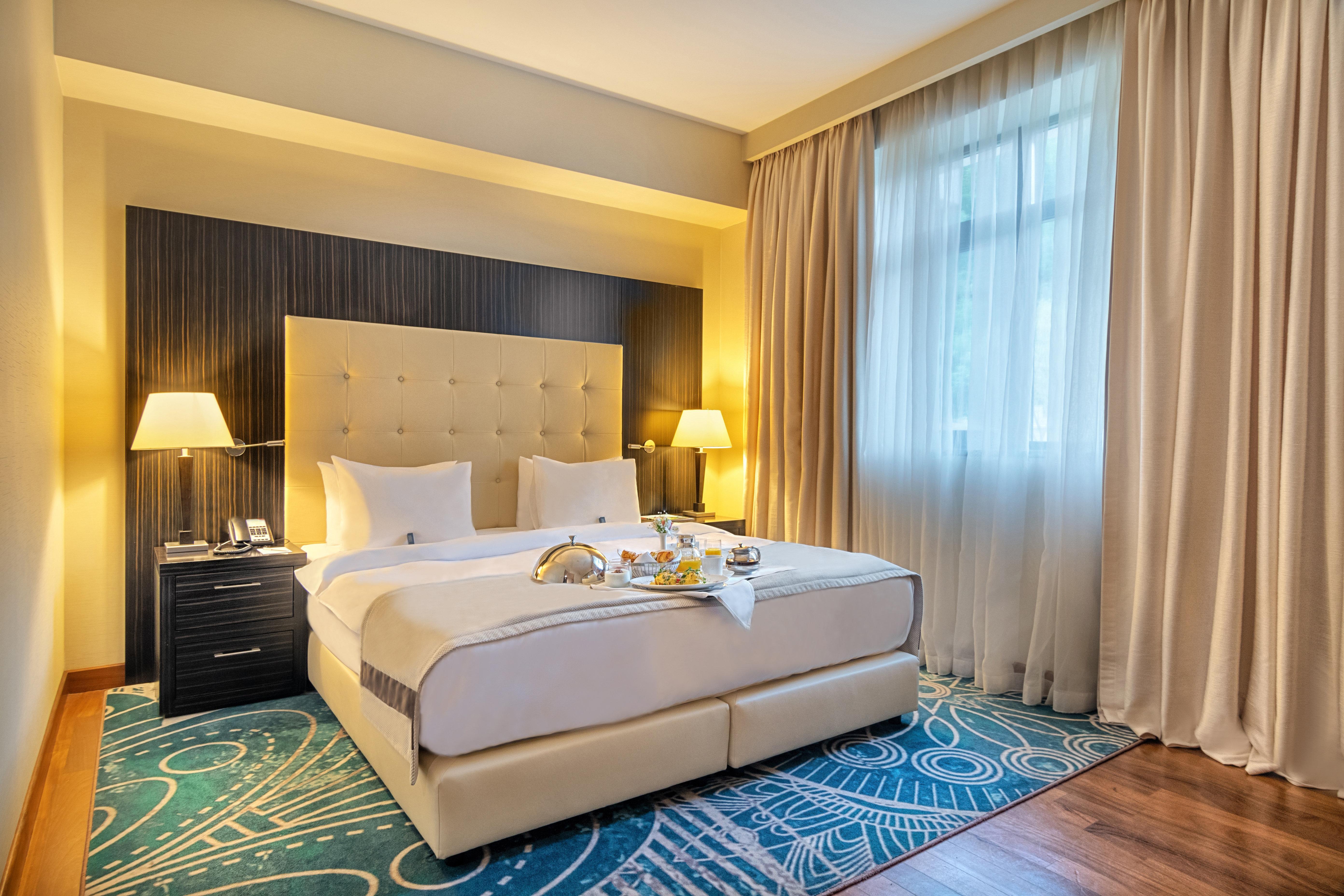 Crowne Plaza - Borjomi By Ihg Hotel Buitenkant foto Suite