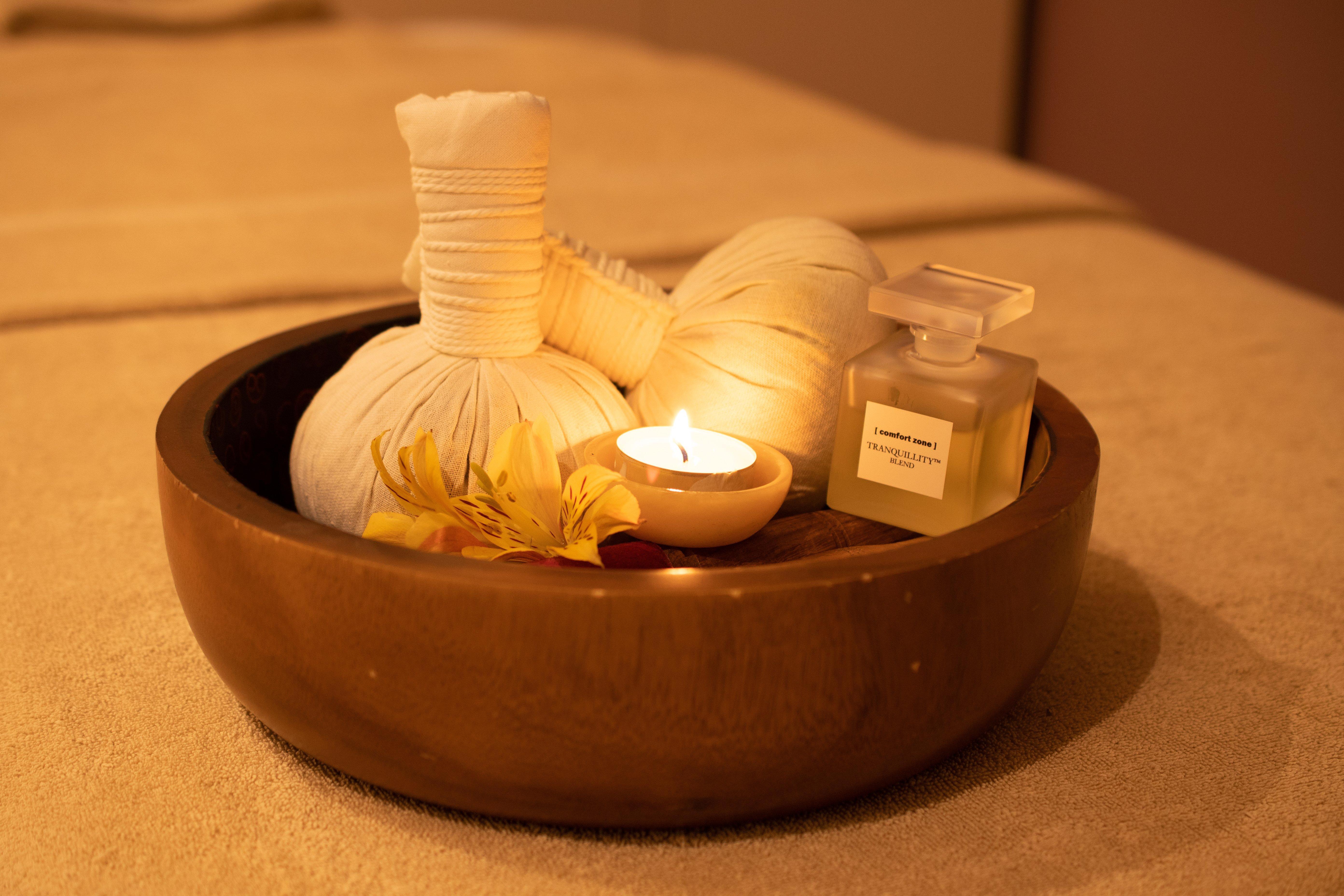Crowne Plaza - Borjomi By Ihg Hotel Buitenkant foto Thai herbal compress